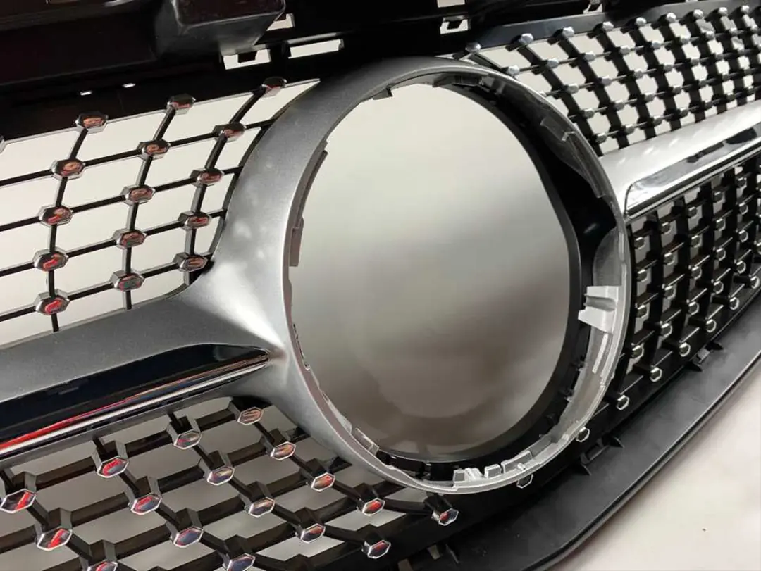 Mercedes-Benz CLA Serisi W117 Makyajlı Diamond Panjur Krom & Gri 4
