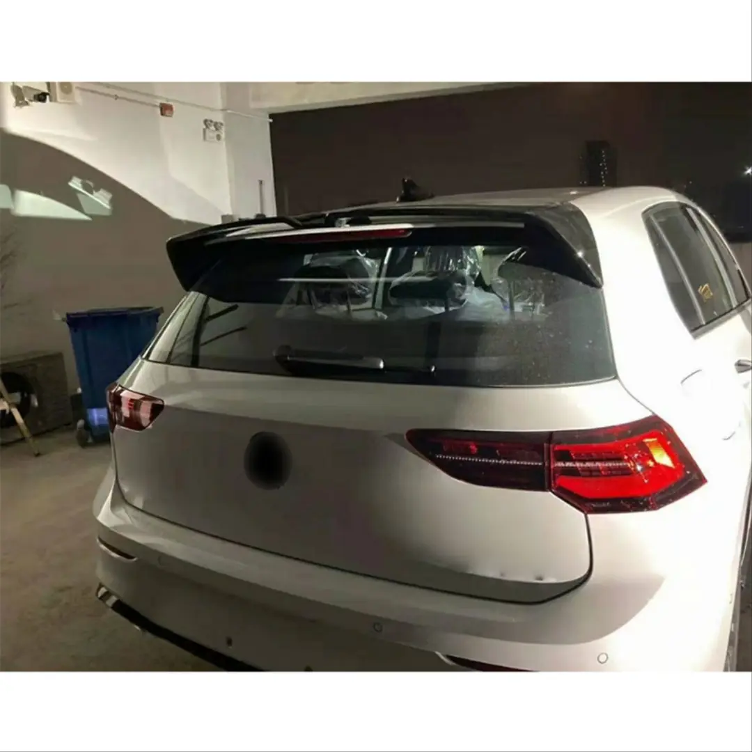 VW Golf 8 Oettinger Tavan Spoyleri Piano Black 5