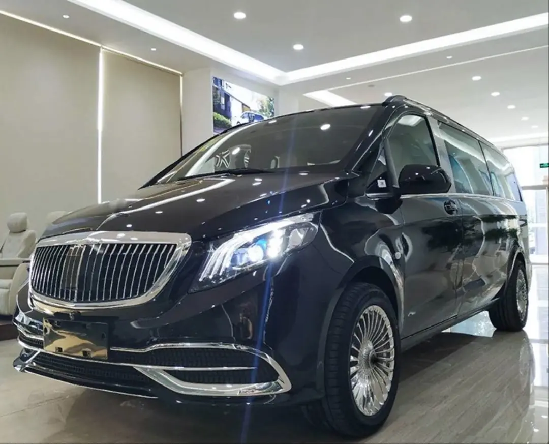 Mercedes Vito W447 (16-23) için V-Class Maybach Tampon ve Panjur Seti 5