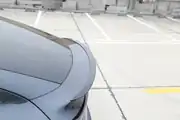 2025+ MODEL Y (JUNIPER) IÇIN SPOR SPOILER - PIANO BLACK 3