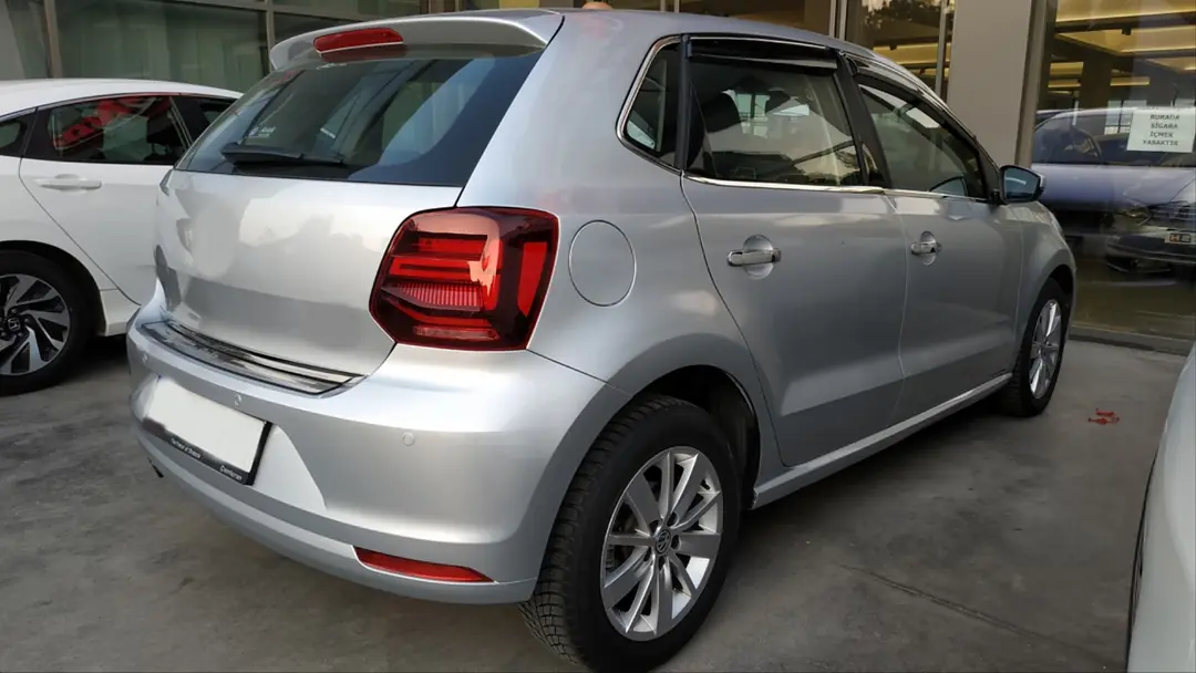 Volkswagen Polo 6R/6C Q2 Dinamik Sinyalli Kırmızı LED Stop Takımı 5