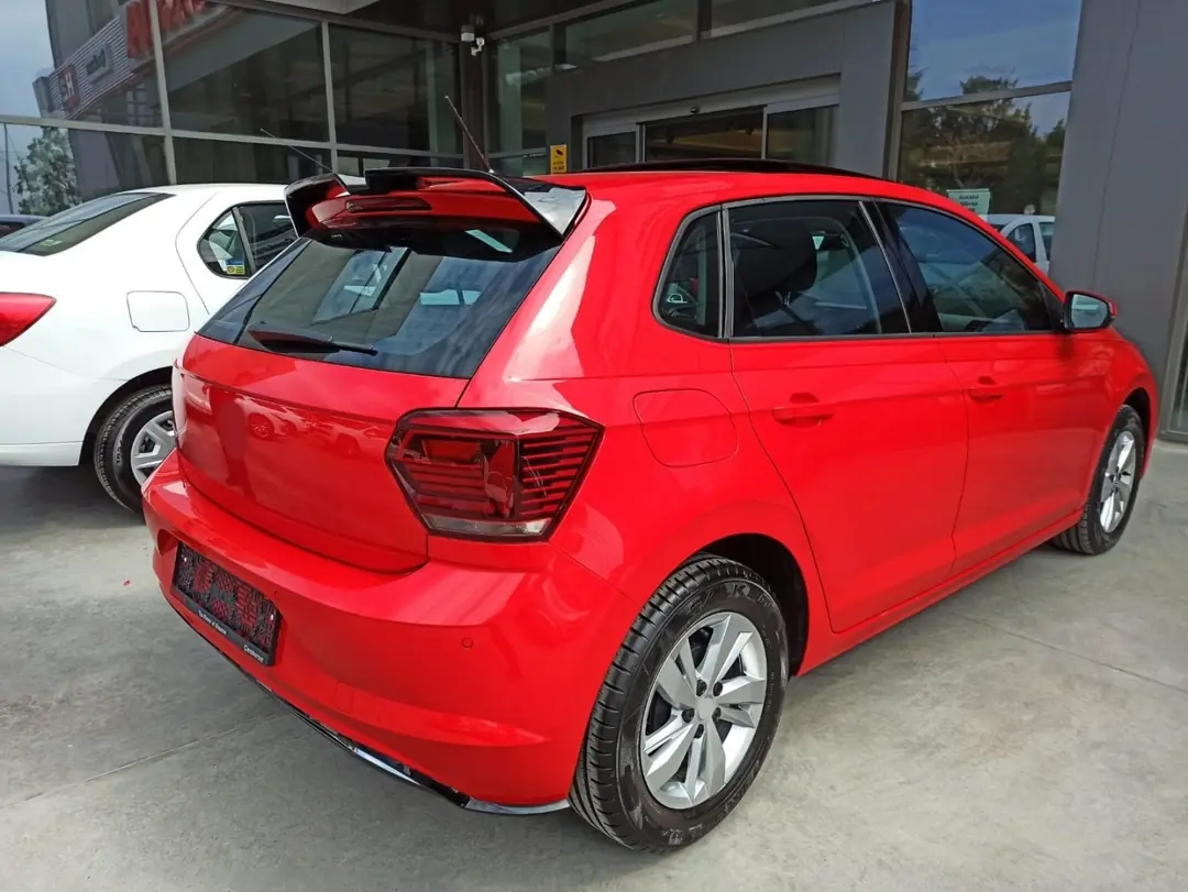 Volkswagen Polo Mk6 (18+) R-Line/GTI  Tavan Spoyleri Piano Black 4