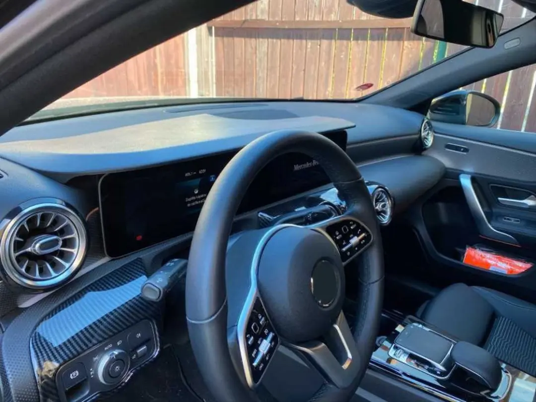 Mercedes-Benz GLB Serisi X247 Gösterge Paneli Siperliği 6