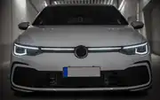 Volkswagen Golf 8 R-Line/GTI Uyumlu Işıklı LED Ön Panjur 6