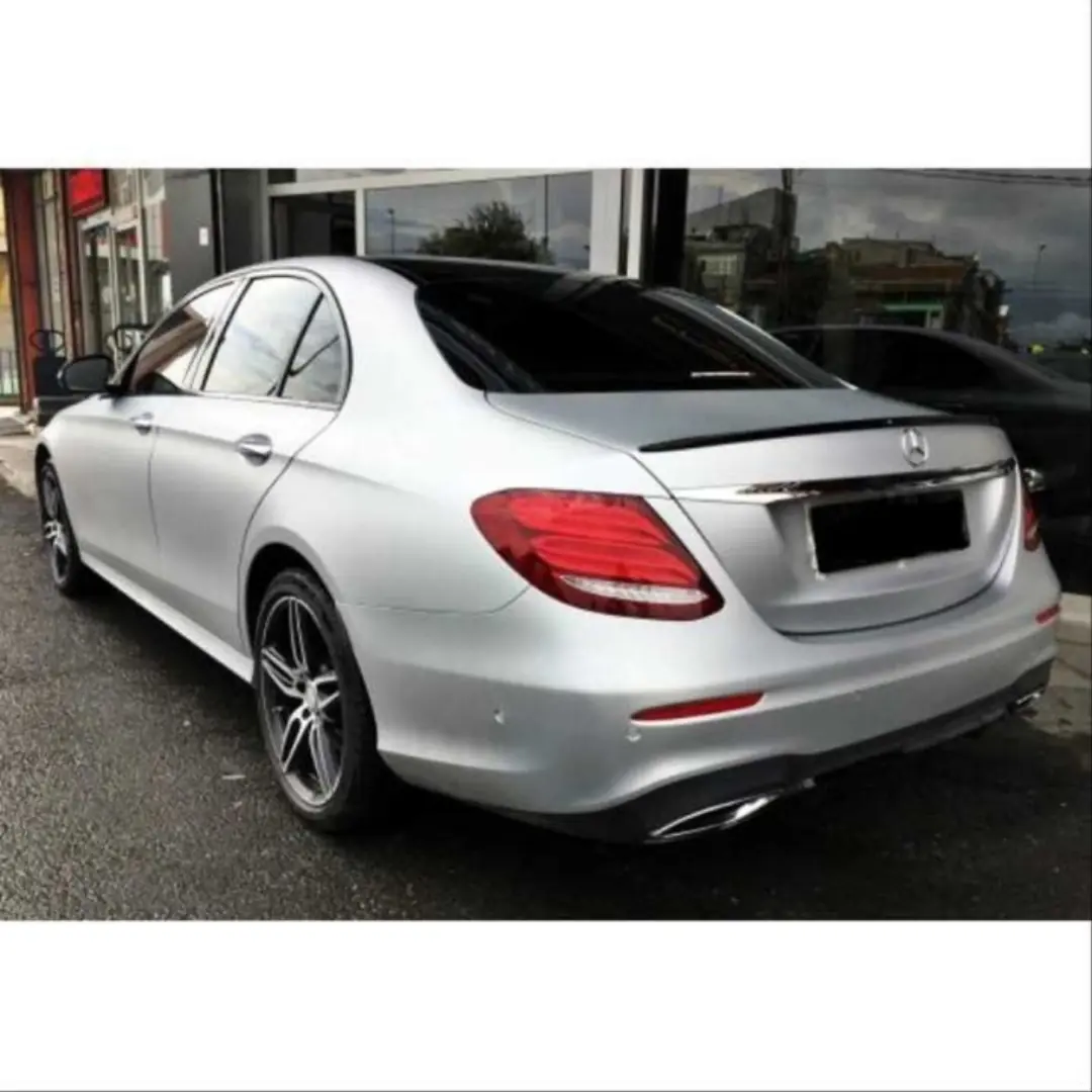 W213 E SERISI 2016-2019 IÇIN UYUMLU GTS SPOILER - PIANO BLACK 5