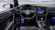 Volkswagen Golf 7/7.5 2013-2020 Orijinal Ekran Kontrollü 64 Renk Ambiyans Aydınlatma Seti 2