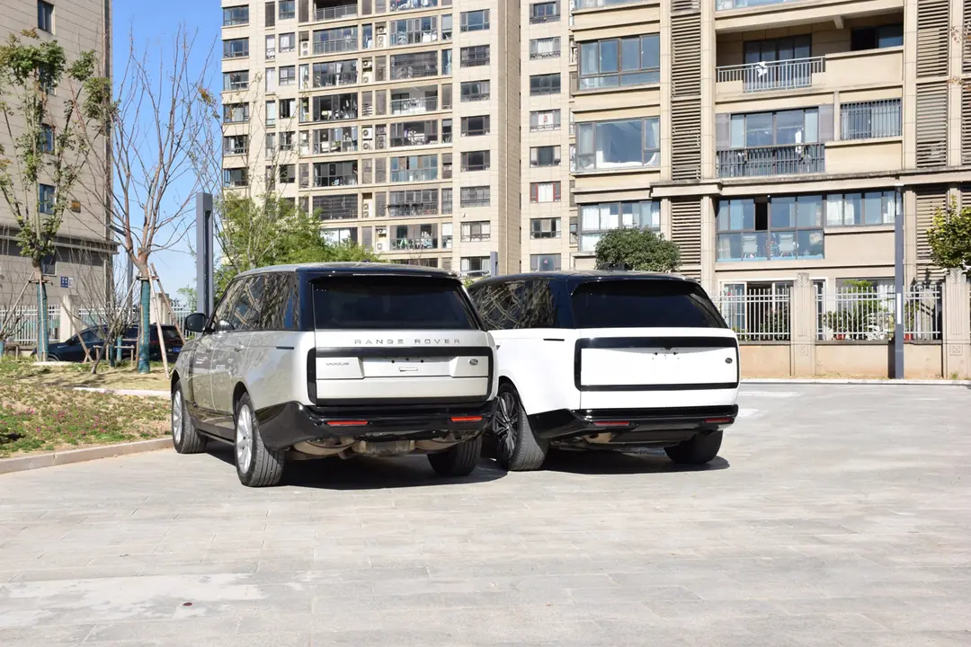 Range Rover L405 (13-17) için 2022+ L460 Kasa Dönüşüm Kiti 4