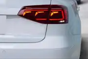 Volkswagen Jetta Mk6 Makyajlı (15-18) Dinamik Sinyalli Füme LED Stop Takımı 5