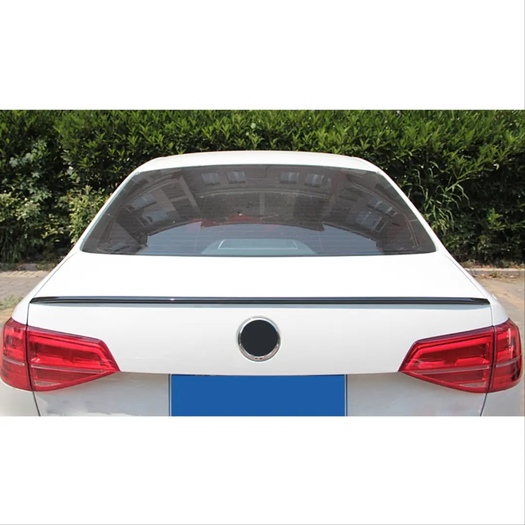 Volkswagen Jetta Mk6 GLI Bagaj Spoyleri Piano Black 4