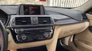 BMW 3 Serisi F30 Göğüslük ve Menfez Kaplama Seti - Piano Black 5