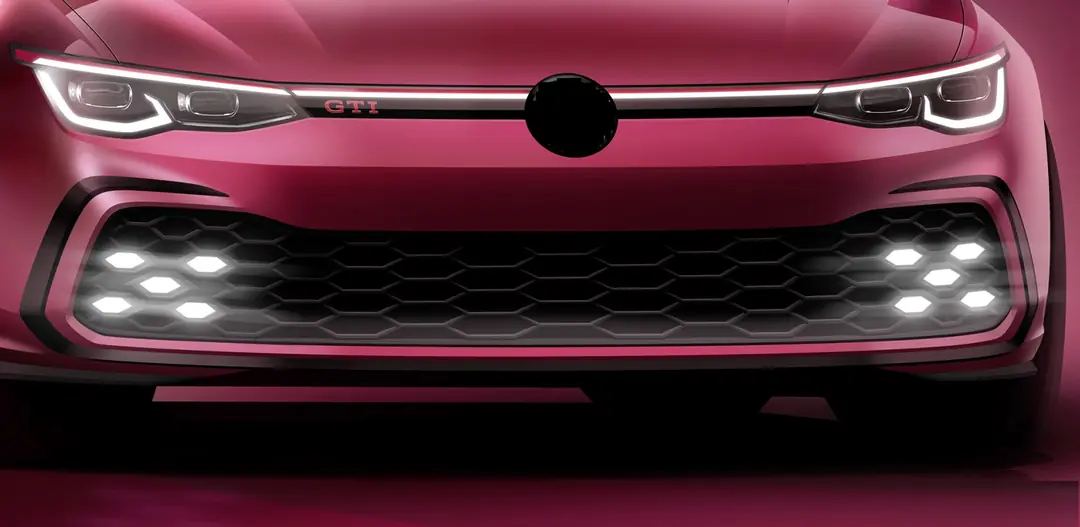 Volkswagen Golf 8 2020+ GTI LED'li Ön Panjur Şeridi