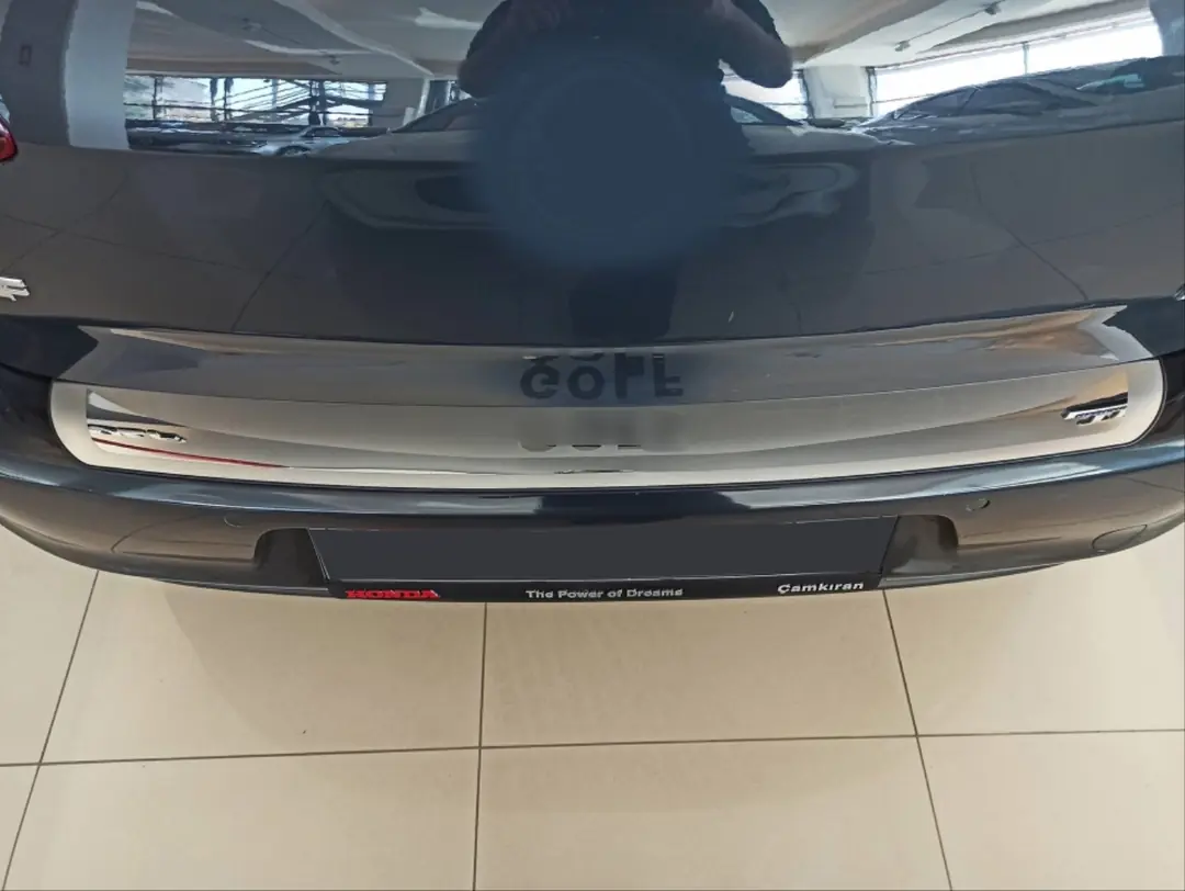 GOLF 7 - 7.5 2013-2020 IÇIN UYUMLU ARKA TAMPON UST KORUMA B DIZAYN 6