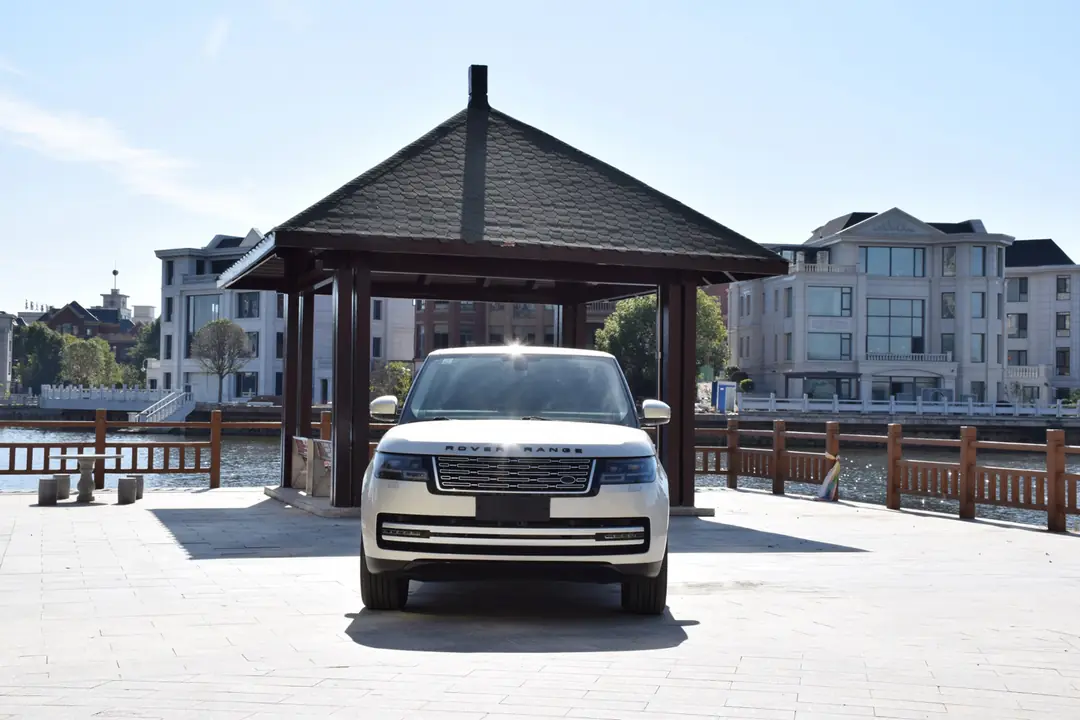 Range Rover L405 (13-17) için 2022+ L460 Kasa Dönüşüm Kiti 5