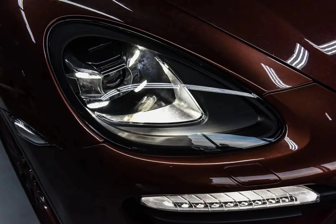 Porsche Cayenne (2011-2014) için 4 Nokta LED'li Facelift Far Seti 5