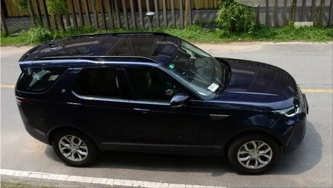 Land Rover Discovery 5 L462 Tavan Rayı Port Bagaj Çıtası Seti Piano Black 5