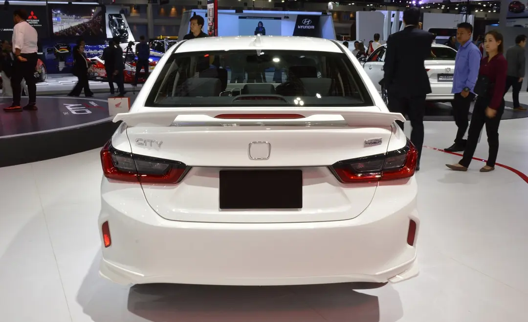 Honda City (2021+) Sport Bagaj Spoiler Piano Black 4
