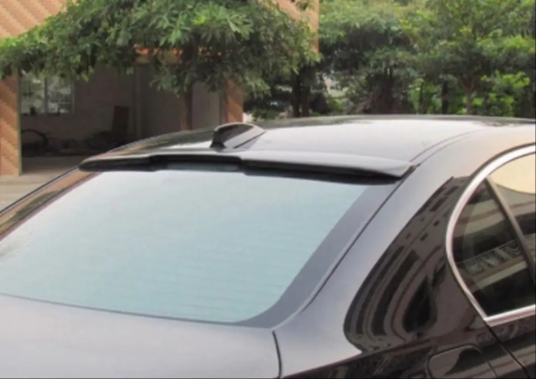 BMW 5 Serisi E60 Cam Üstü Spoiler - Piano Black (2003-2010) 4