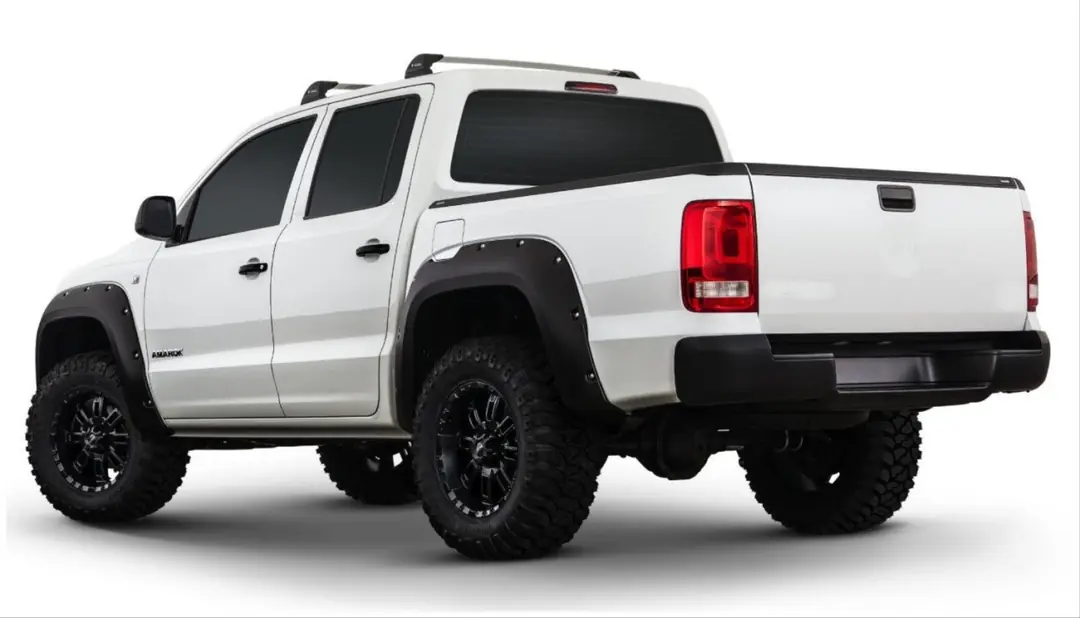 VW Amarok 2010-2016 Çamurluk Dodik Seti Mat Siyah 4