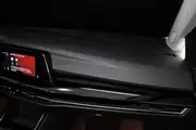 VW Golf 8 (MK8) Ön Göğüs ve Multimedya Çerçeve Seti Piano Black 3