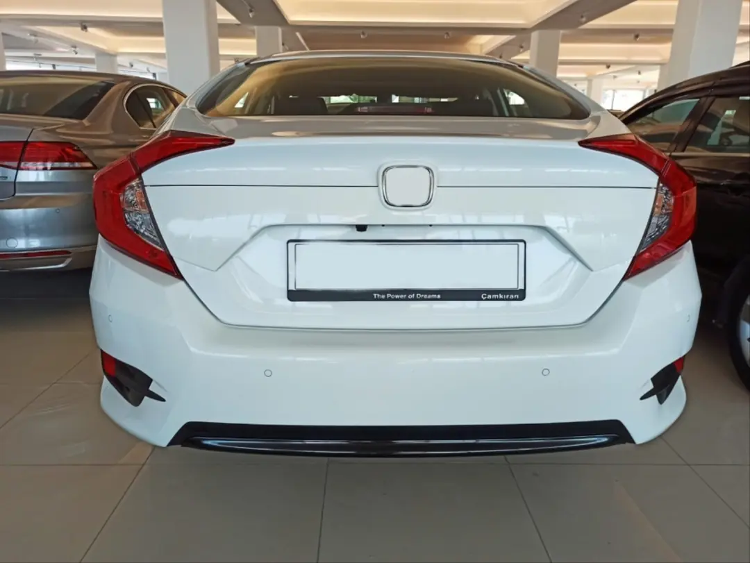 Honda Civic FC5 Sedan Arka Tampon Alt Lip Çıtası Karbon 5