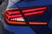 Honda Accord (18-22) V1 Animasyonlu Kayar Sinyalli LED Stop Seti Kırmızı 6