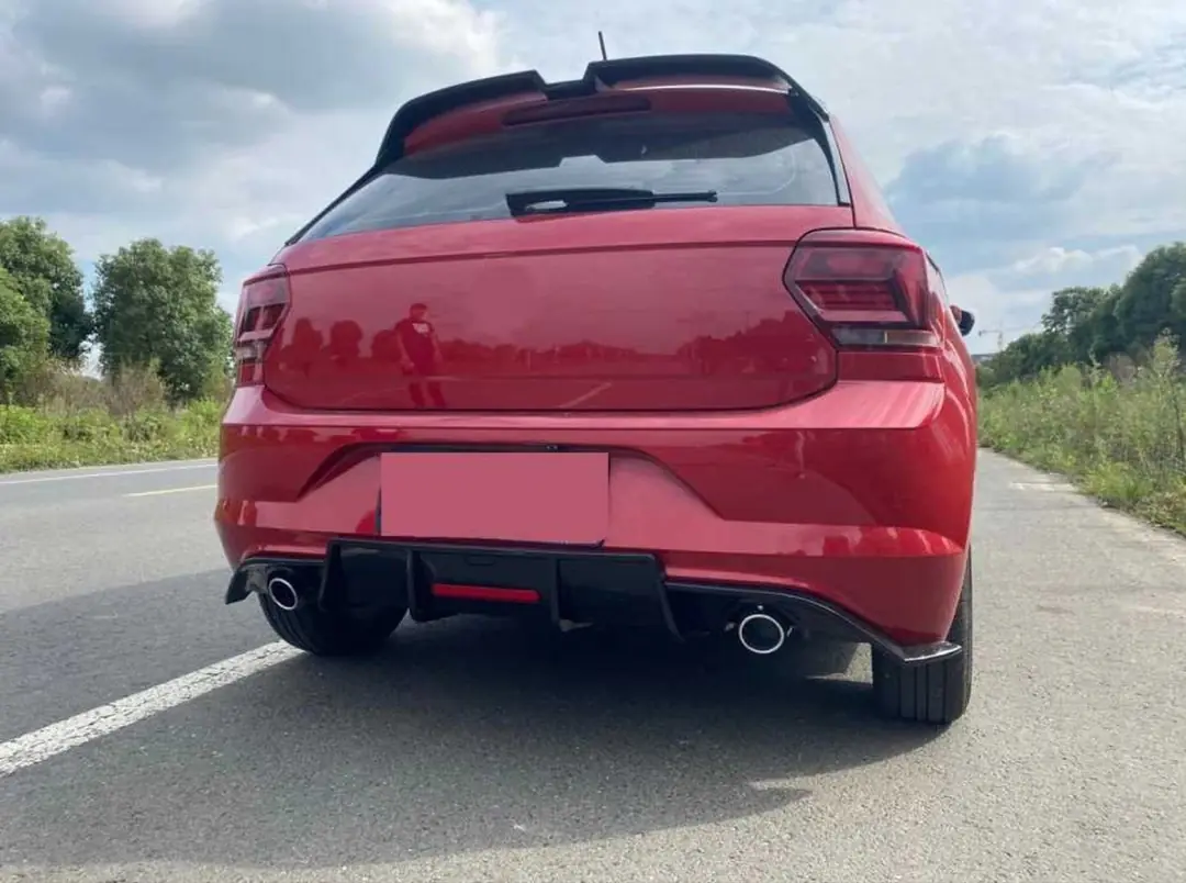 VW Polo AW GTI Arka Difüzör ve Egzoz Ucu Seti Piano Black 5