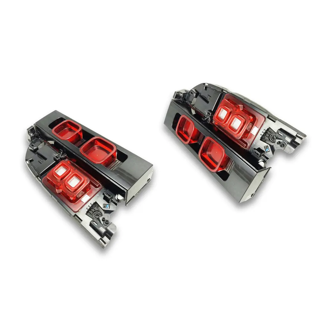 Land Rover Defender (20+) 90/110 Uyumlu OEM LED Stop Seti Kırmızı