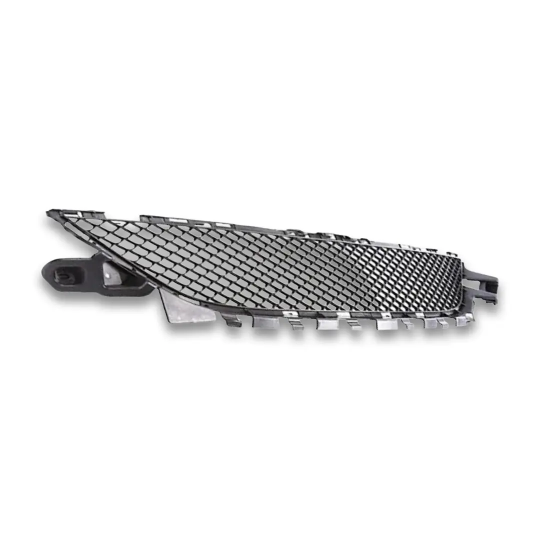 Mercedes C Serisi W205 AMG Ön Tampon Alt Orta Izgara 2058852123