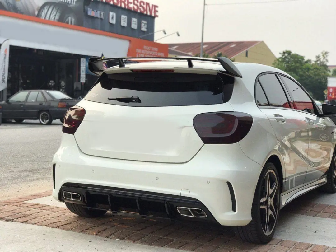 Mercedes-Benz A Serisi W176 Makyajlı A45 Difüzör ve Krom Egzoz Ucu Seti 5