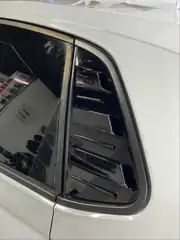 VW Polo AW 2018+ Kelebek Cam Üstü Kaplama Piano Black 3
